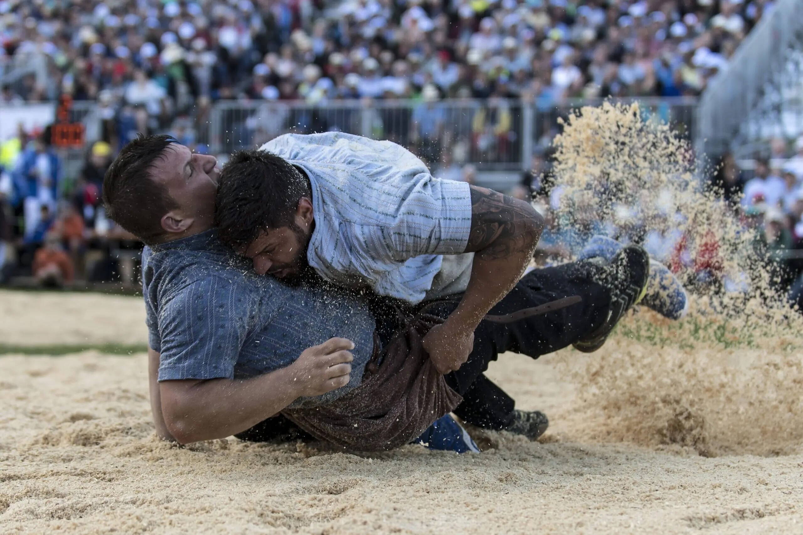 Michael Bless als Spitzenschwinger am Eidgenössischen Schwing- und Älplerfest
